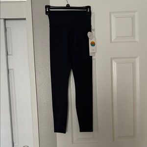 Vuori Navy Blue Activewear